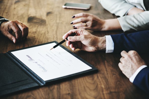 CERTIFICACI&Oacute;N DE INGRESOS